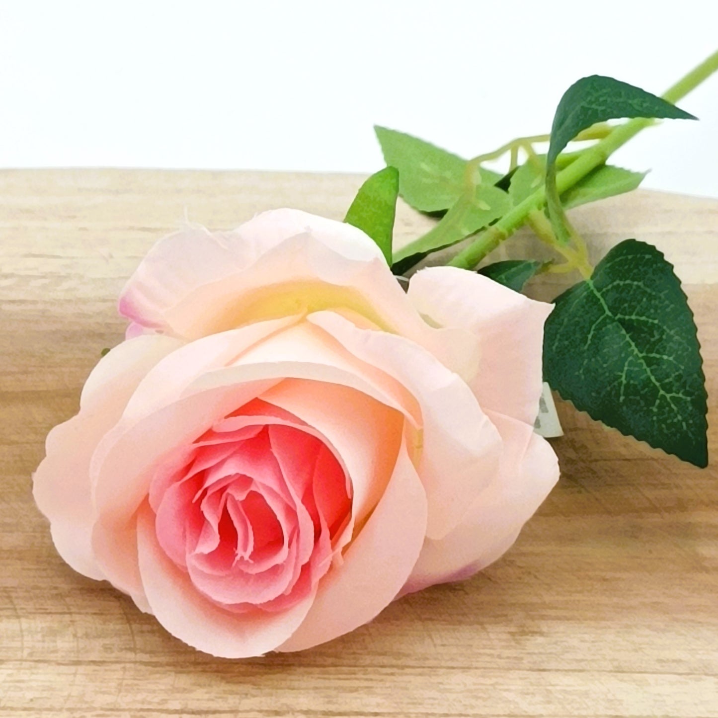 Branche de Rose ouverte H 52cm